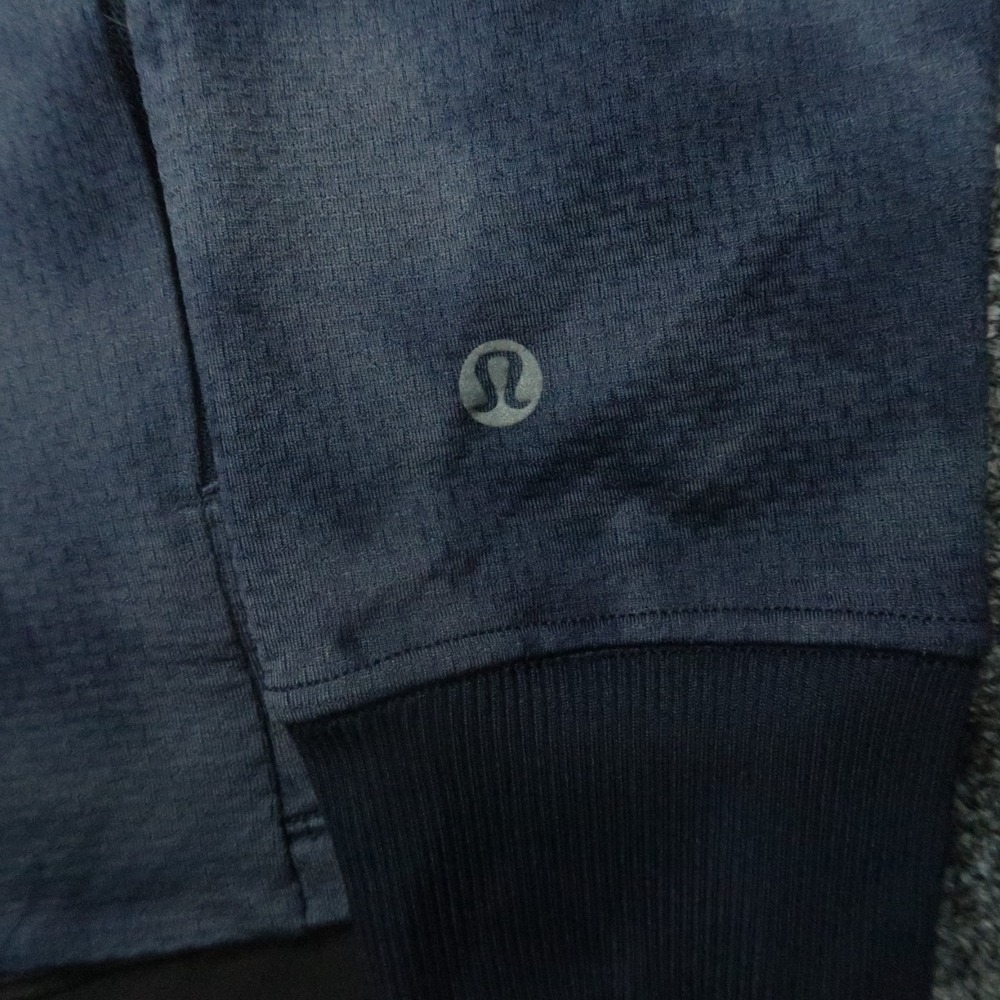 Lululemon Hoodie Mens Small Blue Textured Tech Pullover Long Sleeve Hooded - Picture 3 of 10